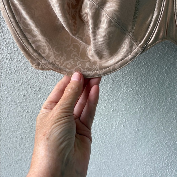 Bali Minimizer Underwire Adjustable Straps Size 42C 3 Hook Closure Comfort Strap - Picture 9 of 11